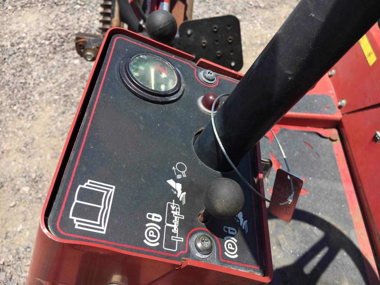 ./imagenes/INVOICE/2019/16792/CORTADORA DE ZACATE REELMASTER 5400D (16).JPG